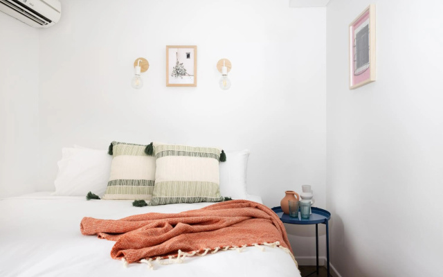 Hotel Hacienda – Guest Rooms – Redfern