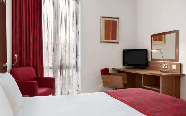 Ramada Encore by Wyndham Leicester City Centre