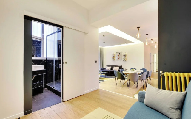 Spacious Apartment - 2b/10p - AC - Marais