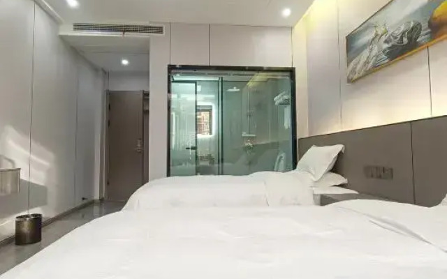 Mountain Lake Homestay