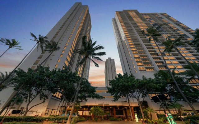 Tower 2 Suite 1207 1 Bedroom Condo