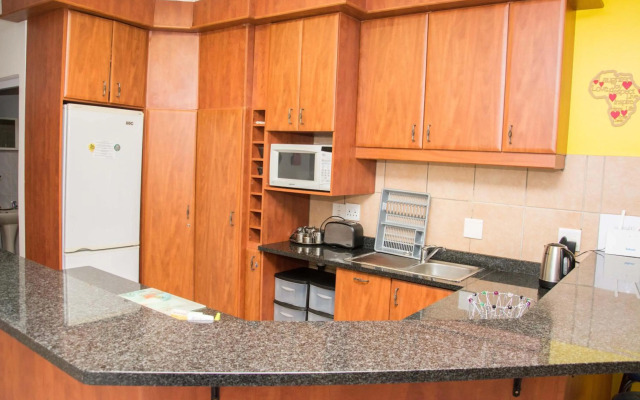 Sea View Holiday Flat - 16 La Luce Margate