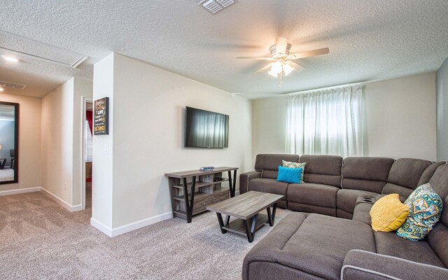 Storey Lake- 6 Bedroom Pool Home-1662ST