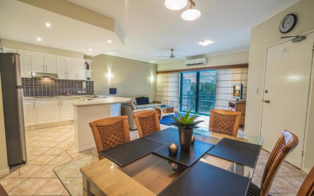 Currumbin Sands Holiday Apartments