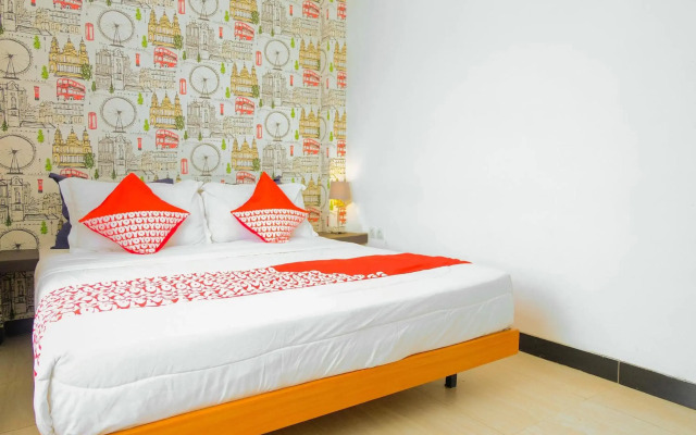 OYO 354 32 Guest House