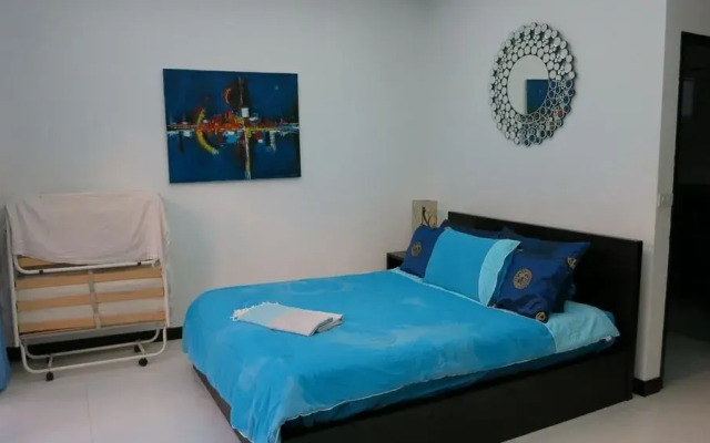Sirinthara Villa 4 bed pool Nai Harn