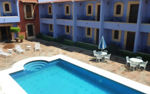 Hotel Santa Helena Plaza