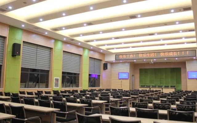 Yunqi Hotel