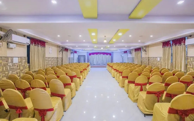 OYO 25121 Bns Lodge