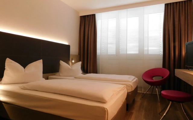 Feringapark Hotel by Coffee Fellows Hotels