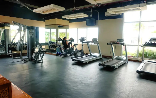 1BR Apartment with City View @ Cosmo Mansion