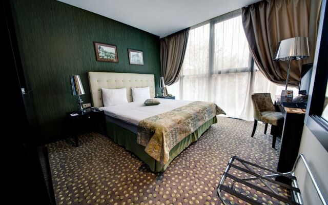 Golden Tulip Victoria Bucharest