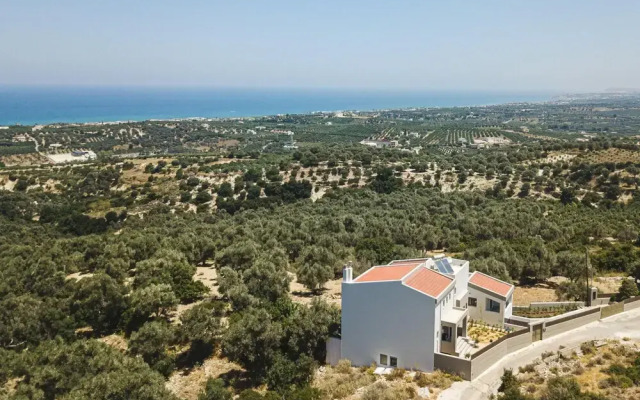 Villa Rizes Luxury in Maroulas