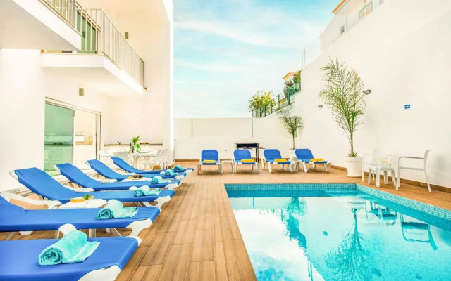 Villa Aventura
