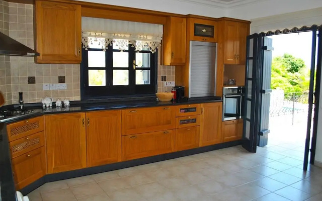 Villa Layla by Amy Villas