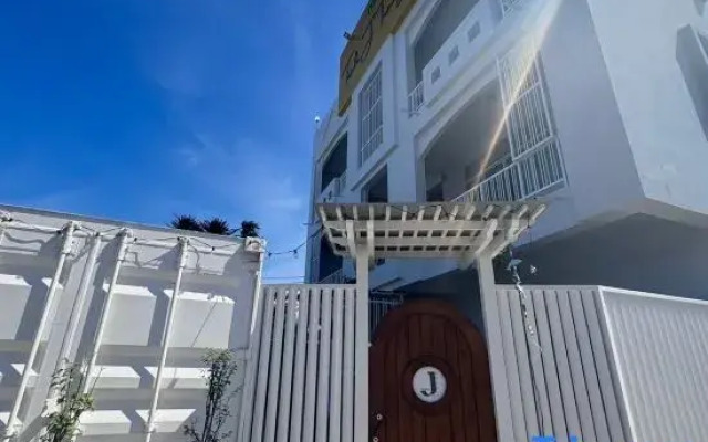 Triple J hotel Trang