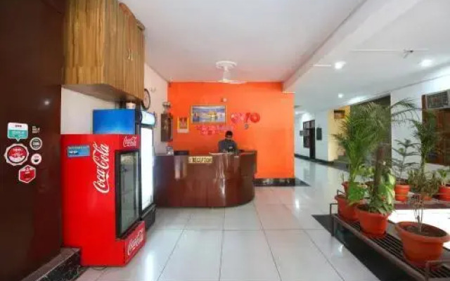 OYO 14823 Skyheights