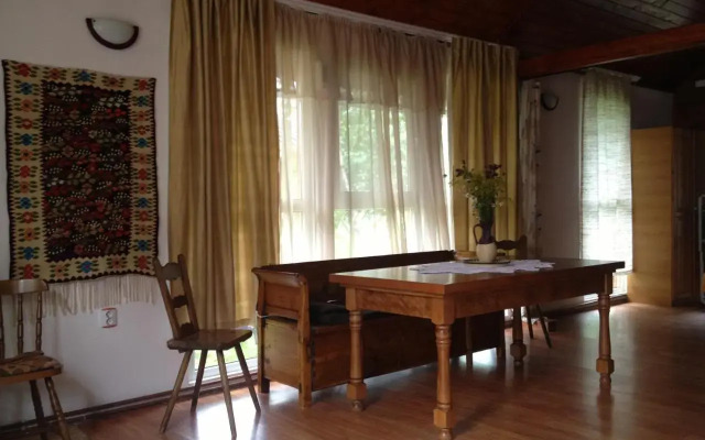 Kings Valley - Sunny Botesti