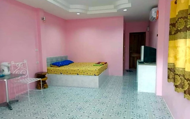 OYO 1092 Sea Of Love