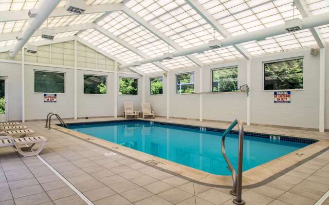 Quality Inn & Suites Danbury near University