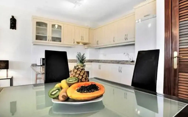 Belvilla by OYO Apartamento Sol y Paraaso I