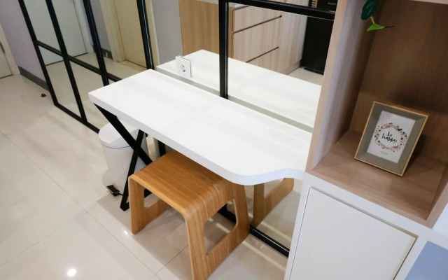 Homey And Tidy Studio At Supermall Mansion Apartment