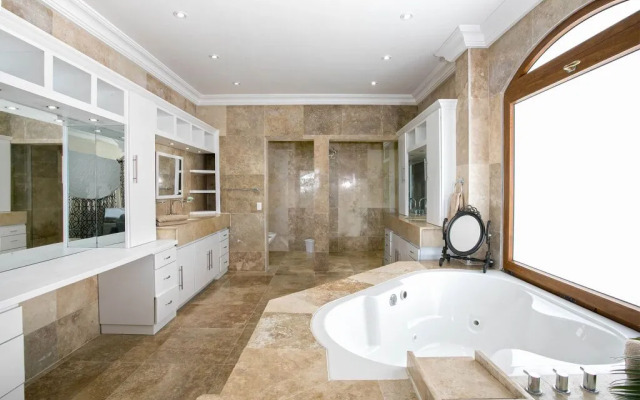 Dream Villa Simpson Bay-650