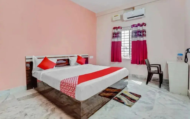 Satya Homes by OYO Rooms