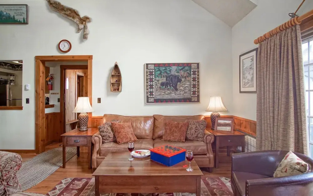 Autumn Mountain Stay Whistlepunk 32, 4BR + Loft