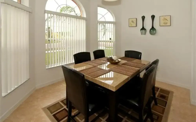 Crystal Cove 4725