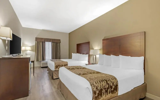 Best Western Plus Pembina Inn & Suites