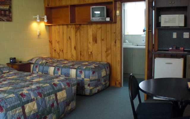 Asure Evergreen Motel