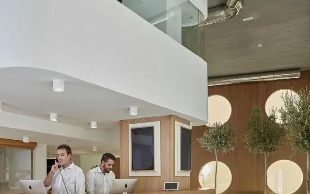 Olive Green Hotel