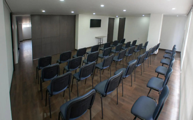 SM Grand Hotel