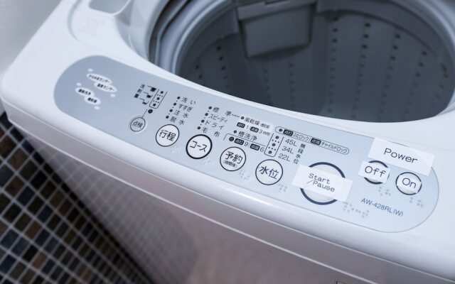 Ostay Kyoto Nijo-Jo Kawa