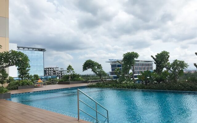 Cozy And Nice Studio At Sayana Bekasi Apartment