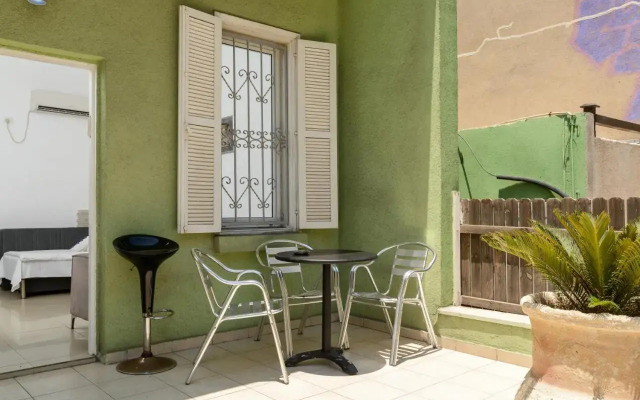 Liber Seashore Suites