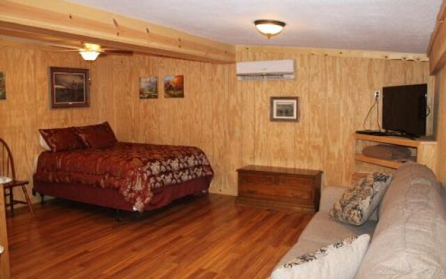 Shawnee Trails Lodging and Suites