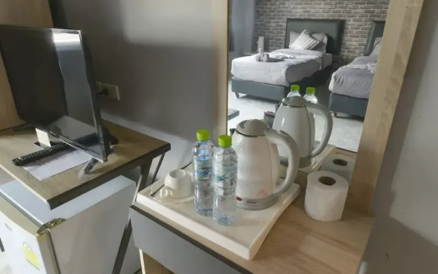 Livit70's hotel & hostel