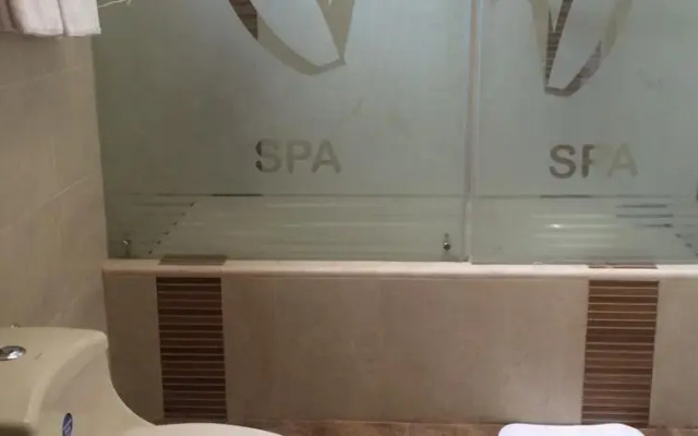 Natural Gamboa Hospedaje  Spa