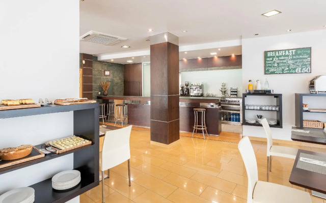 Hotel Exe Puerta de San Pedro