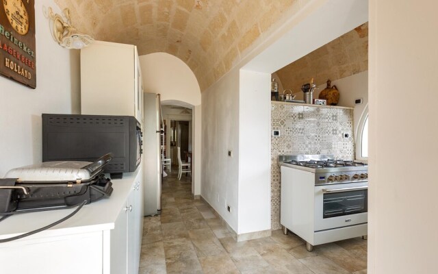 1966 Villa Medici Alla Macchia by Perle di Puglia