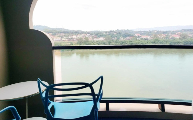 Chiangkhong Teak Garden Riverfront Onsen Hotel