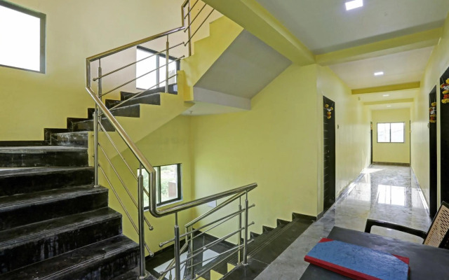 OYO 70016 Om Sai Ram Residency