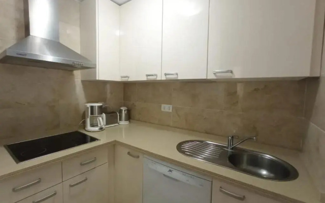 Luxury apartment with sea views in golf area.