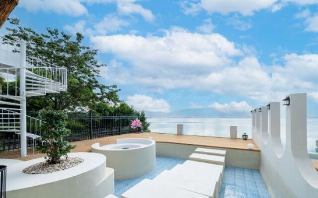 Yunyi Boutique Lake View Inn