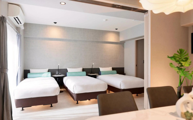 Dotombori Crystal Hotel 3