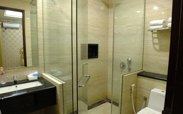 Apple Green Hotel