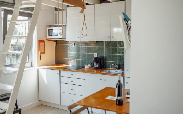 Mezzanine Stylish Apartment S