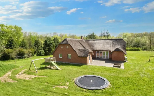 12 Person Holiday Home in Ulfborg